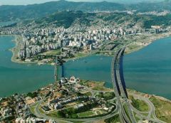 Famous for its beaches and whales sanctuary, peaceful Florianopolis has been exposed to torching on public transport and private cars
