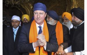 The Prime Minister during his visit to the Golden Temple  