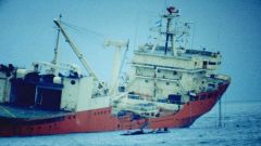 The Argentine research vessel the MV Bahia Paraiso was lost in 1989 spilling 645.000 liters of diesel