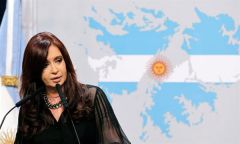 &ldquo;They were deciding if they were going to occupy the building or not&rdquo; said ironically the Argentine president 