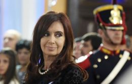 Cristina Fernandez, between the lame duck syndrome and staying in Casa Rosada for a third consecutive term