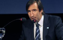Economy minister Lorenzino will explain Argentina’s new price index 