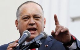 Assembly president Cabello said that as long as the opposition does not recognize Maduro president, they will not be allowed to address the house
