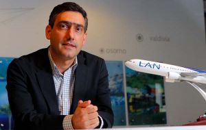 “We had to yield to the petitions of the company in favour of our passengers” said Enrique Elcasa, Lan General Manager 