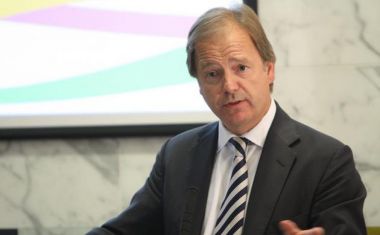 Foreign Office minister Swire: Falklands would gladly resume cooperation agreements with Argentina but with no sovereignty discussions
