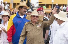 The Cuban president next to peers from South America and the Caribbean