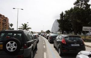  Long delays at the Gibraltar-Spain border of up to 7 hours