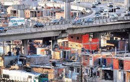 Precarious housing and living conditions in Buenos Aires 