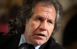 Minister Almagro proposes wider stricter environmental standards for the River Uruguay zone, including the Argentine margin  