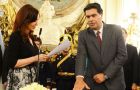 Cabinet chief Capitanich is sworn in at the Casa Rosada ceremony