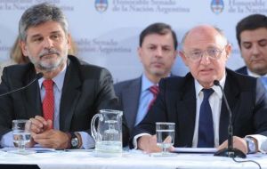 The release came from Foreign minister Hector Timerman ministry and Daniel Filmus  (L) new Malvinas issue Secretariat 