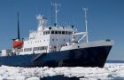 MV Akademik Shokalskiy caught in Commonwealth Bay on Christmas Day had to also spend New Year surrounded by ice