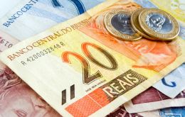 Business in reales and pesos and central banks acting as clearing houses 