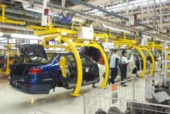The collapse of the automotive industries in both countries is affecting economic activity and bilateral trade 