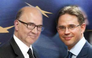 Moscovici and Katainen are to take center stage on Tuesday, when they are to present the European Commission's autumn economic forecast.