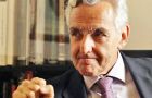 Institutional crisis because Executive-Judiciary relations in Argentina have never been worse since the return of democracy in 1983, argues Rosendo Fraga