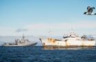 Between 6/13 January, a RNNZ Naval Patrol spotted the Yongding, the Kunlun and the Songhua, hauling gill nets laden with toothfish in a CCAMLR area