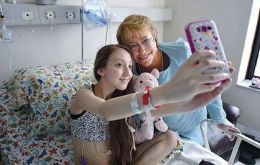 There was no information on what was said, but photographs of the visit were provided, including one of Valentina taking a selfie with the president