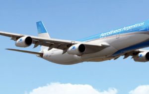 Aerolineas Argentinas was also mentioned: the company was bankrupt but under nationalization it increased flight frequency 102%, tickets sold 80% and revenue by 71%.