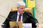 Janot's office did not release names of the politicians. Under Brazilian law, politicians and cabinet members can only be tried by the Supreme Court