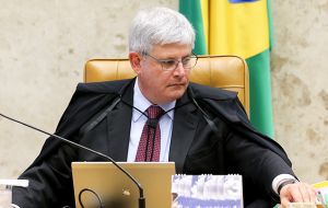 Janot's office did not release names of the politicians. Under Brazilian law, politicians and cabinet members can only be tried by the Supreme Court