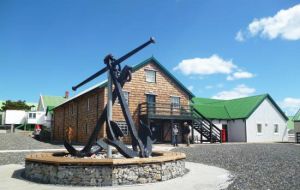 The Historic Dockyard Museum has galleries dedicated to maritime heritage, natural history, the 1982 war, and Falklands’ long-established Antarctica link 