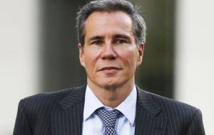 “It all points to force the probe as homicide, which would then open a huge demand against the Argentine State for having failed in protecting Nisman”