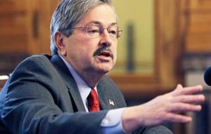 “While the avian influenza outbreak does not pose a risk to humans, we are taking the matter very seriously,” governor Branstad said in a statement.