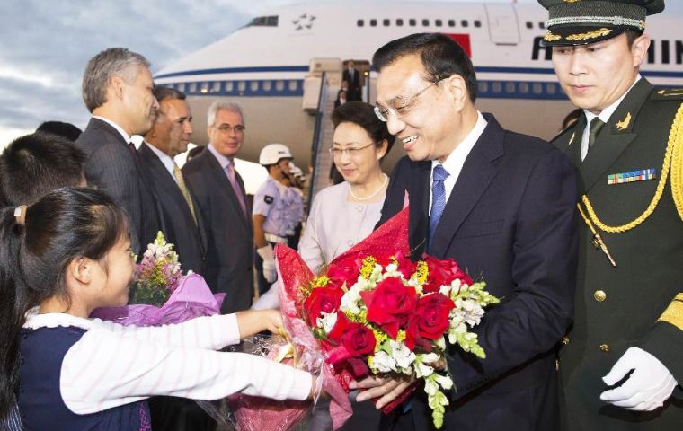 PM Li Keqiang will be meeting with President Rousseff Tuesday in Brasilia and sign a raft of agreements before flying to Rio do Janeiro  (Pic Xinhua)
