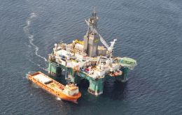 “Aware of the presence of a semi-submersible rig in the Argentine continental shelf involved in hydrocarbons exploration activities non authorized by Argentina...”