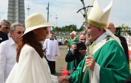 This time, the seventh was mostly a protocol meeting, but Cristina Fernandez takes every opportunity possible to join the Argentine born Pope