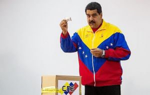 Chavistas “will not surrender the revolution”, even in defeat in December's elections, warned Maduro 