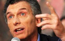 Interviews revealed that ”32% are convinced that if (wealthy) Macri is elected president he will benefit the rich”.