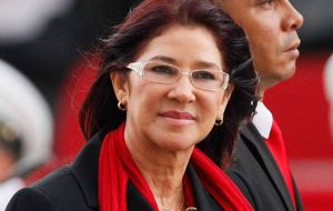 Soon after Cilia Flores was elected President of the National Assembly in 2006, she fired 46 employees from the legislative body and hired 47 relatives