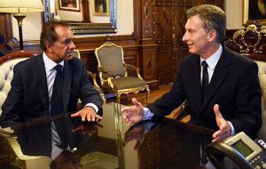 On Friday Macri also invited to Casa Rosada his presidential competitors, including his main contender, incumbent Daniel Scioli 