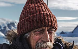 Poncet was awarded the Polar Medal for his pioneer efforts in supplying logistics in support of Polar science and wildlife documentaries for over 40 years. 