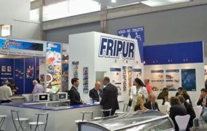 Fripur as the leading company in the industry in its peak employed over 900 people, had twelve fishing vessels and exported over 70 million dollars