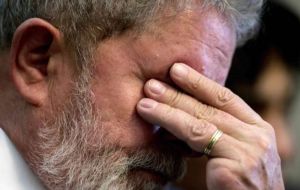 According to O Estado de São Paulo, police have reason to believe that Lula was involved in “criminal practices” relating to corruption, money-laundering