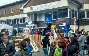 This year Tierra del Fuego was discarded as a possibility given the Kirchners 'legacy' and the fact the province is facing a very serious labor and social conflict.
