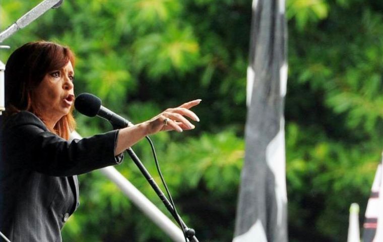”They can put me in prison, but they can’t silence me,” said Cristina Fernández on Wednesday to a jubilant crowd that had waited most of the morning in the rain