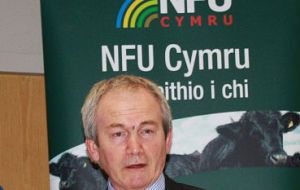NFU Cymru President, Stephen James said: “Today’s announcement from Commissioner Hogan is reassuring for the Welsh beef sector”.