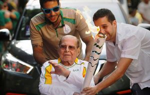 Pitanguy died of a heart attack at home in Rio de Janeiro. On Friday, he had held the torch in the Rio neighborhood of Gavea, on the final leg of the Olympic relay. 
