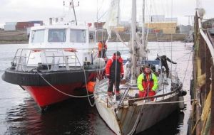 Three representatives visited the Falklands in early July to assess the yacht's condition and make the necessary plans for the return trip to Argentina