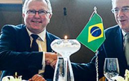 The agreement was signed by Petrobras’ president and CEO, Pedro Parente, and Statoil’s CEO, Eldar Sætre, during the ONS 2016 conference in Stavanger.