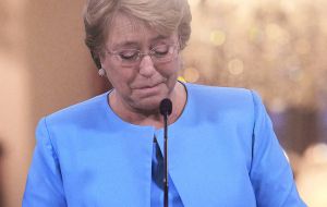 It was a black Sunday for president Michelle Bachelet and her coalition is now apparently in the process of a major split among Socialists and Christian Democrats . 