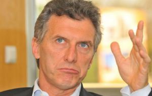 Macri said that “the United States is far greater than any name and we expect to continue with the excellent relations between the two countries, whoever wins”.