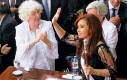 “Macri, my Mom is 87 and for over fifty years has been living with my sister in the same house, which is her only asset”, wrote Cristina Fernandez.
