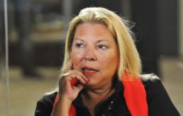 “I disagree with the text of the statement, but I do not believe it is a treaty”, said lawmaker Elisa Carrió during the debate on the issue