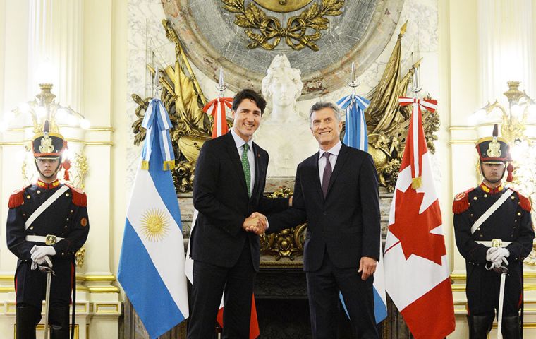 Macri and Trudeau said “the challenge we’re facing now is to demonstrate that we can create trade deals that give benefits to small and medium-sized enterprises”