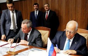 Russia's Deputy PM Dmitry Rogozin (left) and Cuban Vicepresident Ricardo Cabrisas during the signing of the agreements Friday in Havana